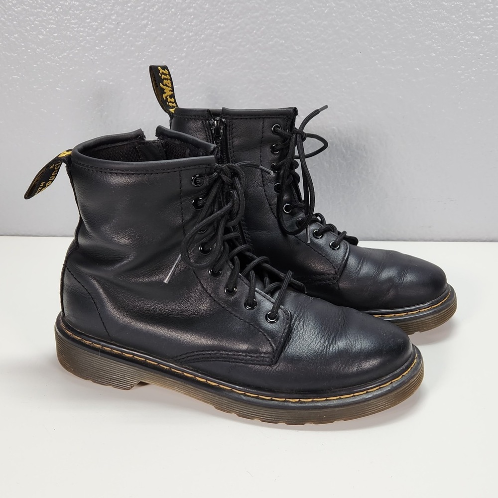Dr Martens Kids Youth Size 3 Air Wair JY004 Black Leather Combat Boots 1460 J